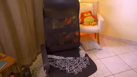 FLORAA online show from March 9, 3:37 pm