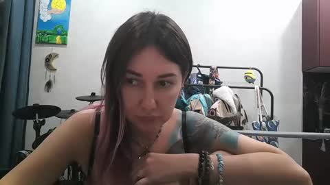 Snapshot of bluexowl chatting on September 25, 9:34 pm BlueXOwl online show from September 25, 9:34 pm