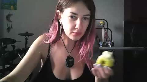 Snapshot of bluexowl chatting on September 9, 2:39 pm BlueXOwl online show from September 9, 2:39 pm