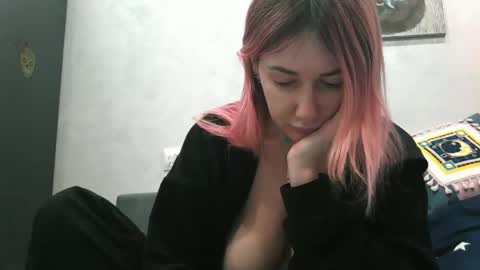 Snapshot of bluexowl chatting on February 15, 6:12 pm BlueXOwl online show from February 15, 6:12 pm