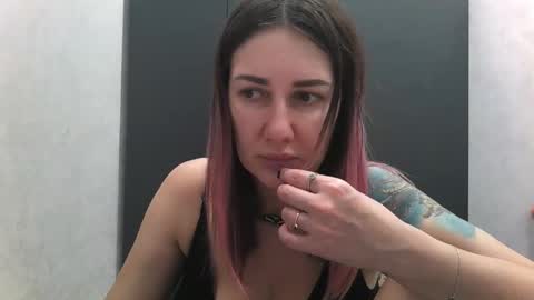 BlueXOwl online show from October 30, 7:48 pm