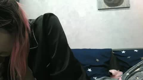 Snapshot of bluexowl chatting on January 25, 7:05 pm BlueXOwl online show from January 25, 7:05 pm