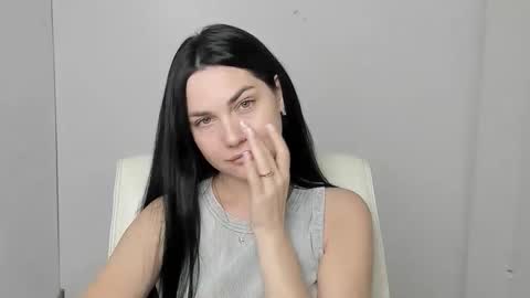 Kelly online show from October 6, 5:24 am