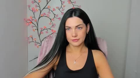 Kelly online show from April 24, 5:43 am