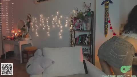   Im Nym  Justa nymph on twitter and IG online show from February 28, 1:58 am