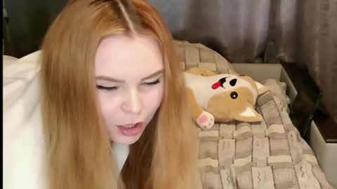 blushing_star online show from June 12, 3:31 pm