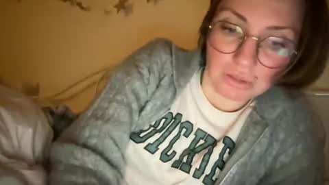 Snapshot of bobwig4 chatting on March 5, 9:17 pm Tips prfr 11-55-111 tok online show from March 5, 9:17 pm