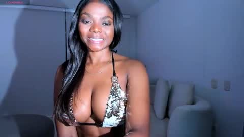 Snapshot of body_desire chatting on October 2, 12:04 am danna online show from October 2, 12:04 am