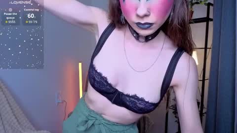 Karen online show from April 23, 4:20 pm