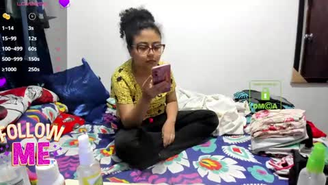 bonnie lam  hello welcome to my room I hope you have fun and you can reach your maximum pleasure here with me online show from April 28, 4:38 am