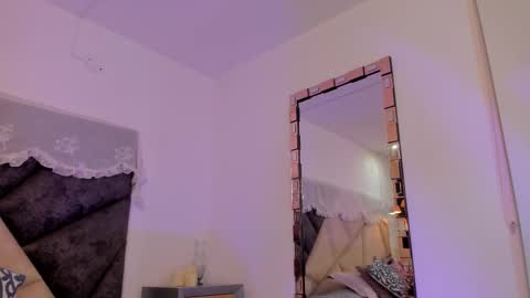 Snapshot of bonniecute_ chatting on September 26, 12:08 am online show from September 26, 12:08 am
