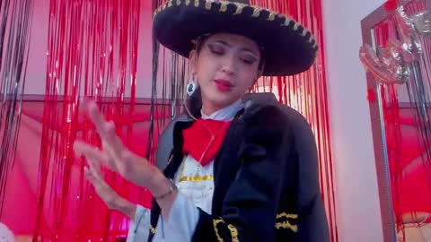 Snapshot of bonniecute_ chatting on February 15, 4:25 am online show from February 15, 4:25 am