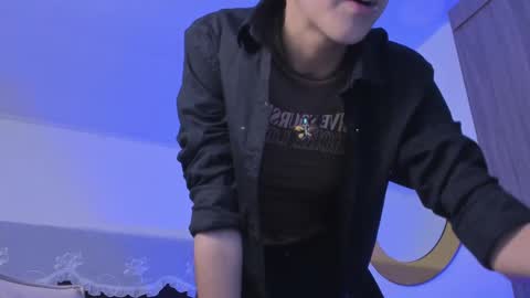 Snapshot of bonniecute_ chatting on February 28, 11:36 am online show from February 28, 11:36 am