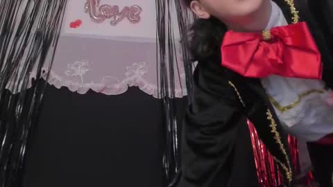 Snapshot of bonniecute_ chatting on February 14, 11:53 am online show from February 14, 11:53 am