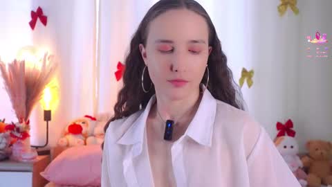 Emma online show from February 21, 7:09 am