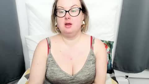 Bonnie online show from March 25, 5:00 am