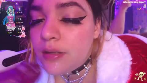 Snapshot of booboosperfectfacefuck chatting on December 8, 2:07 am Nova sub to my fan club for free pms and sexy sloppy videos online show from December 8, 2:07 am