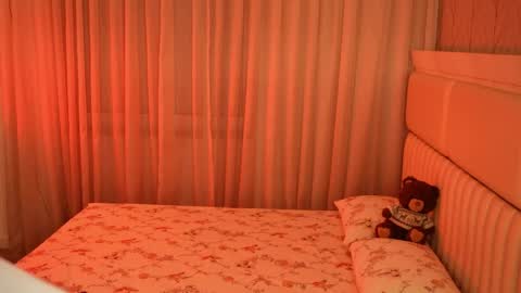 boootyfrytti online show from April 18, 8:42 pm