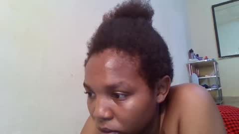 bootie_caramel online show from November 9, 8:10 am