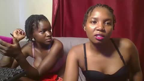 Snapshot of bootie_caramel chatting on February 28, 1:58 pm bootie_caramel online show from February 28, 1:58 pm