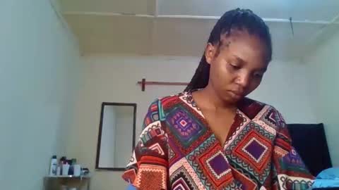 Snapshot of bootie_caramel chatting on September 20, 10:46 am bootie_caramel online show from September 20, 10:46 am