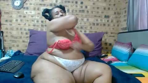 bootytwerkxxx online show from April 2, 10:46 am