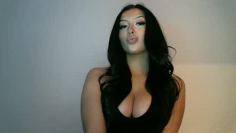 boricuamami377 online show from November 18, 12:17 pm