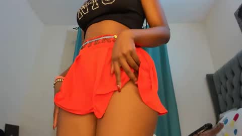 Snapshot of bouncy_booty677 chatting on September 14, 7:34 pm bouncy_booty677 online show from September 14, 7:34 pm