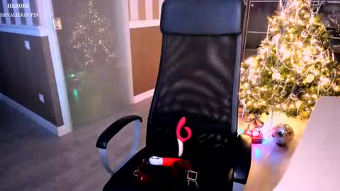 I see you X-twitter its braingirl online show from January 1, 5:11 pm