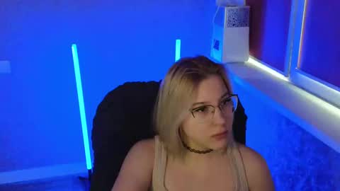 Belle  online show from February 15, 3:20 am