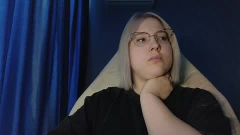 Belle  online show from March 12, 2:36 am