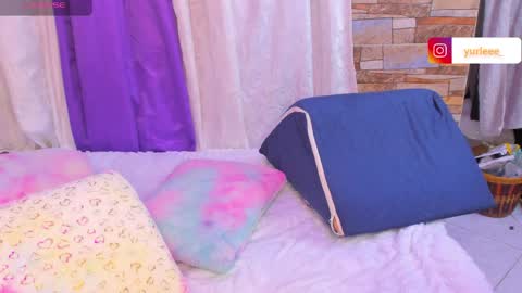 brandy   Independent model online show from April 18, 1:08 am