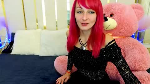 Snapshot of brandybloomm chatting on October 19, 7:27 pm Brandybloomm online show from October 19, 7:27 pm