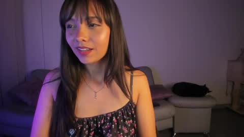 breakfastwithtiffanys online show from April 9, 6:19 am