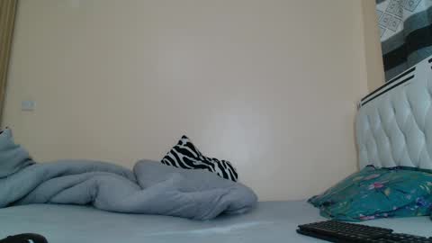 bree_beauty online show from April 18, 7:29 pm