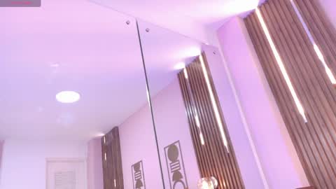 Bree  online show from April 21, 2:35 pm