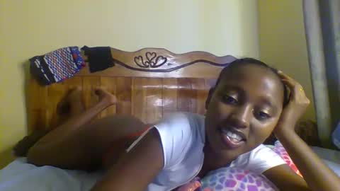 breelia online show from October 31, 4:14 am