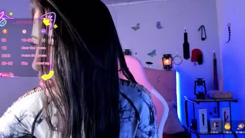 Snapshot of brenda1307 chatting on October 15, 10:23 pm Brenda moris online show from October 15, 10:23 pm