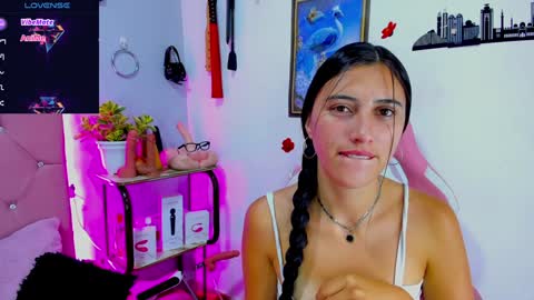 Snapshot of brenda1307 chatting on January 23, 7:32 am Brenda moris online show from January 23, 7:32 am