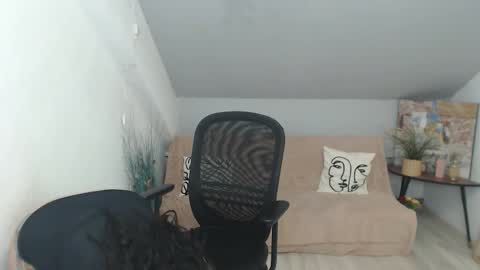 Brenda Skye online show from November 28, 4:26 am