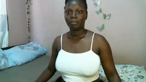 Snapshot of brennabaibe chatting on March 5, 10:00 am Brenda xxx online show from March 5, 10:00 am