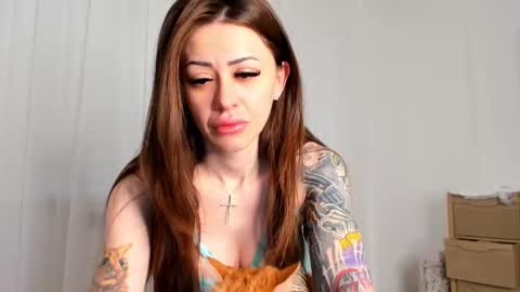 Snapshot of brianadiamondxxx chatting on December 16, 6:10 am brianadiamondxxx online show from December 16, 6:10 am