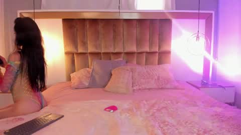  Briana  online show from April 24, 9:39 pm