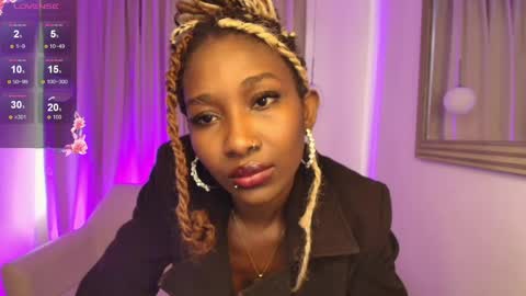 brianna_styles online show from June 6, 12:11 pm