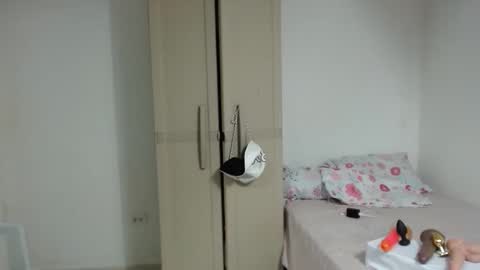 brida_angela29 online show from April 21, 12:23 pm