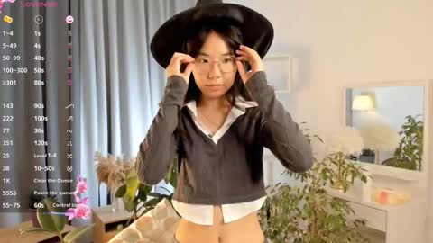 Hanna online show from October 1, 4:12 pm