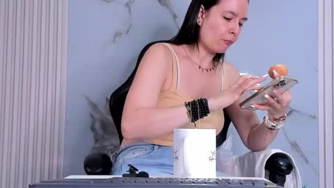    online show from April 26, 1:42 pm