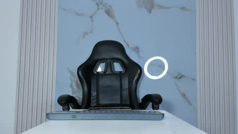    online show from April 25, 12:41 pm