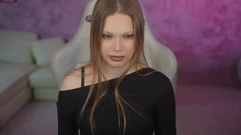 Diamonds Girls online show from April 20, 2:42 pm