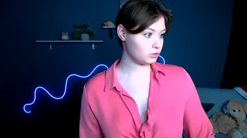 brigi online show from February 8, 8:42 pm